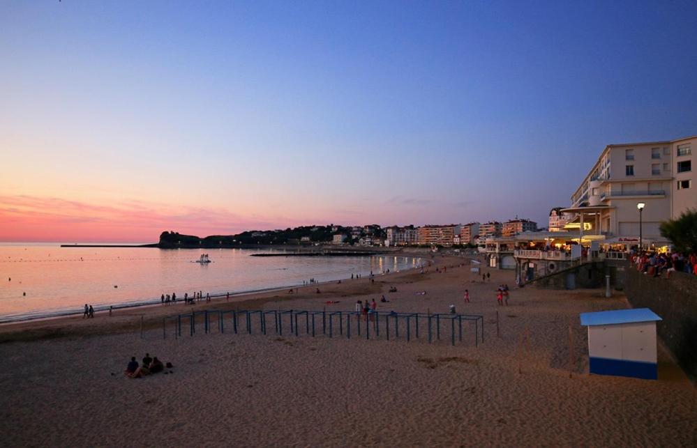 Hotel Colbert Saint-Jean-de-Luz Exterior foto